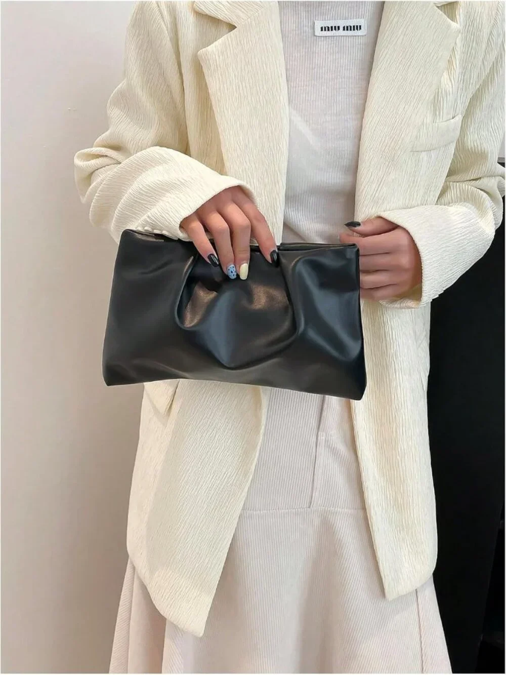 👜Women's Black PU Leather Clutch Purses Small Zipper Elegant Ruched Handbag